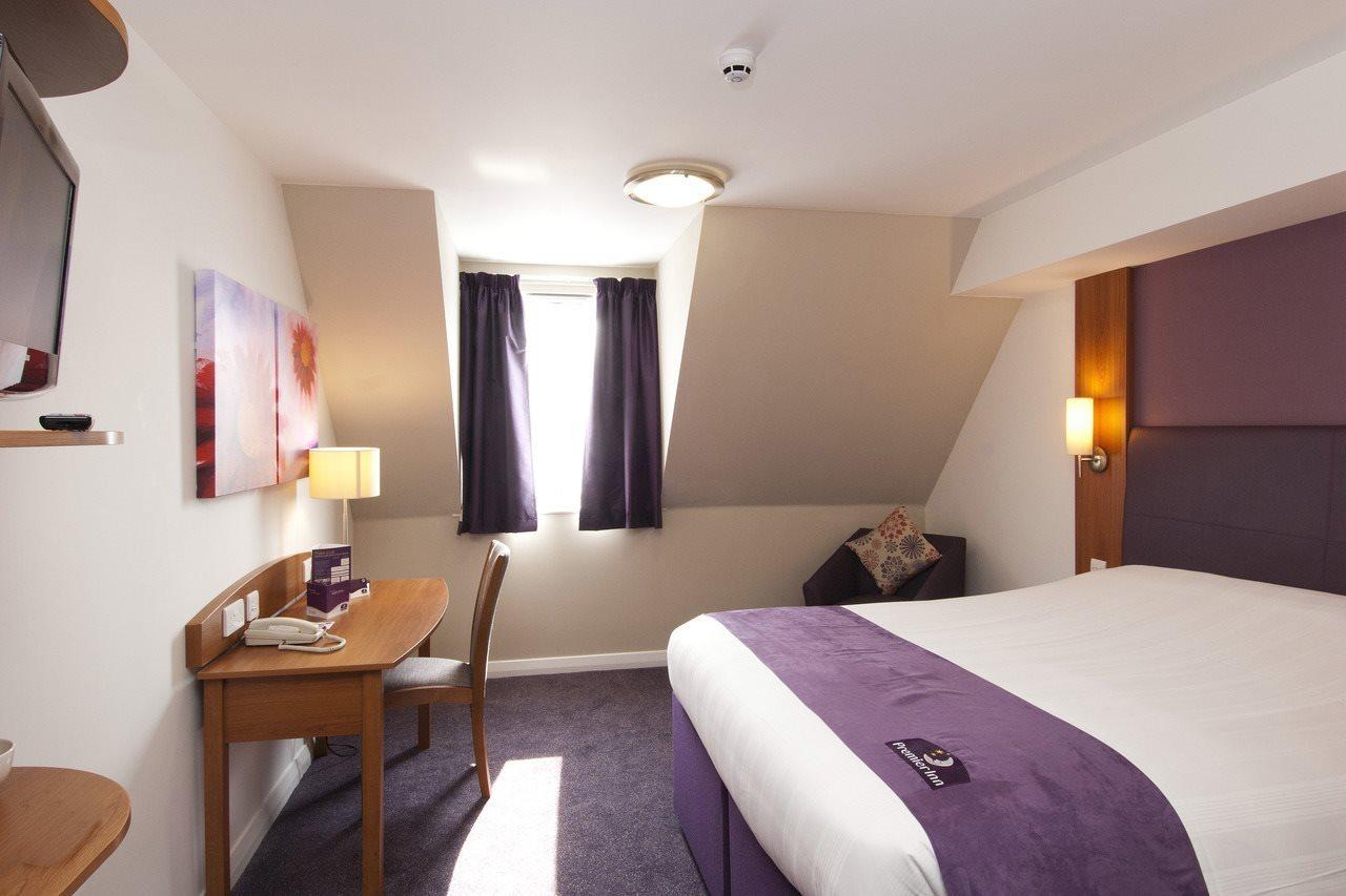 Premier Inn Exeter Central St. Davids Exterior foto