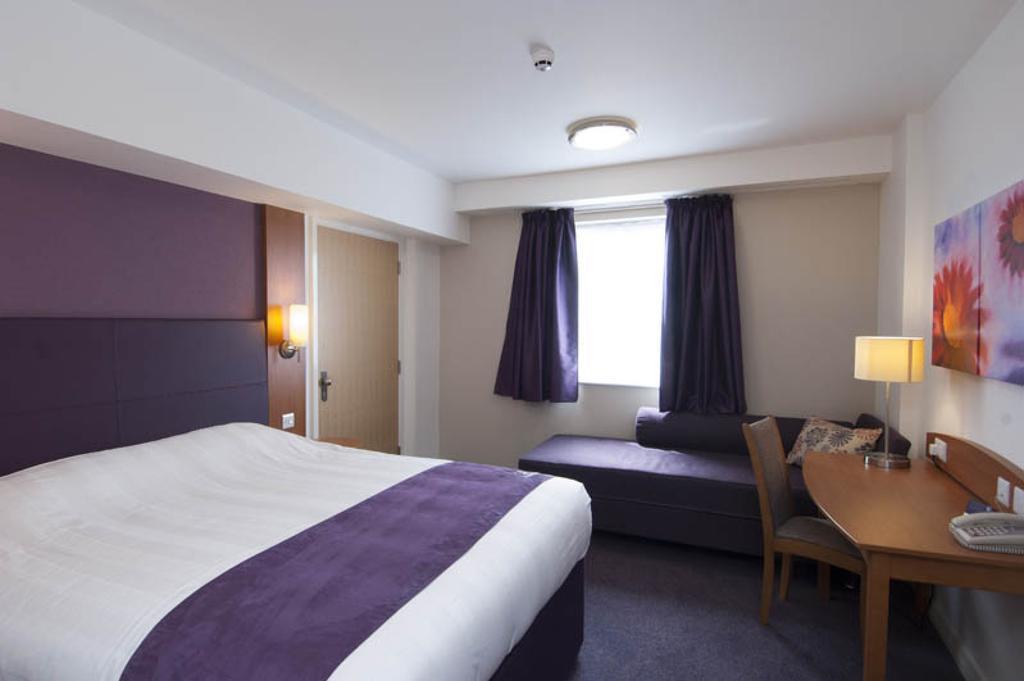 Premier Inn Exeter Central St. Davids Quarto foto